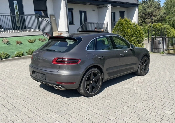 Porsche Macan cena 129800 przebieg: 150000, rok produkcji 2014 z Biała małe 704